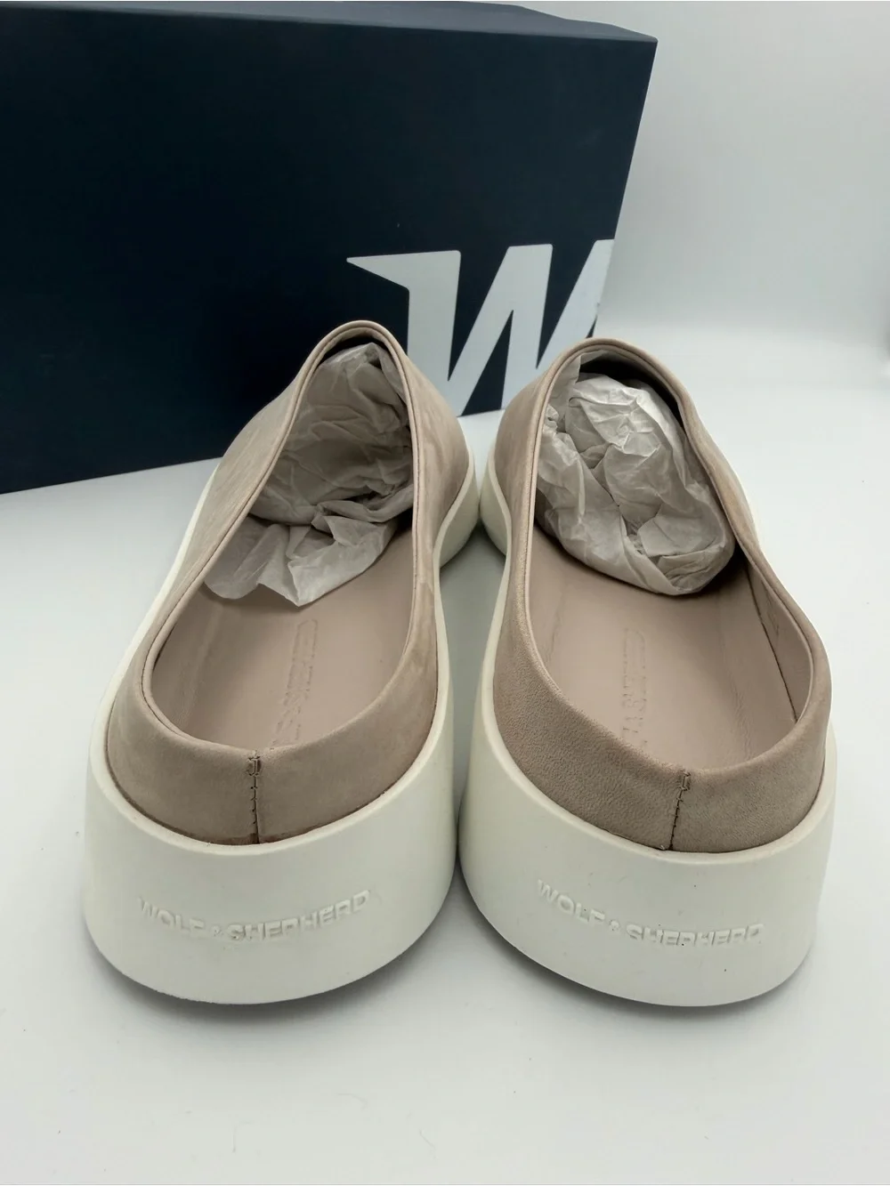 NEW Wolf & Shepherd Cruise Mule Nubuck Warm Grey White Men's 12 / Women's 13.5